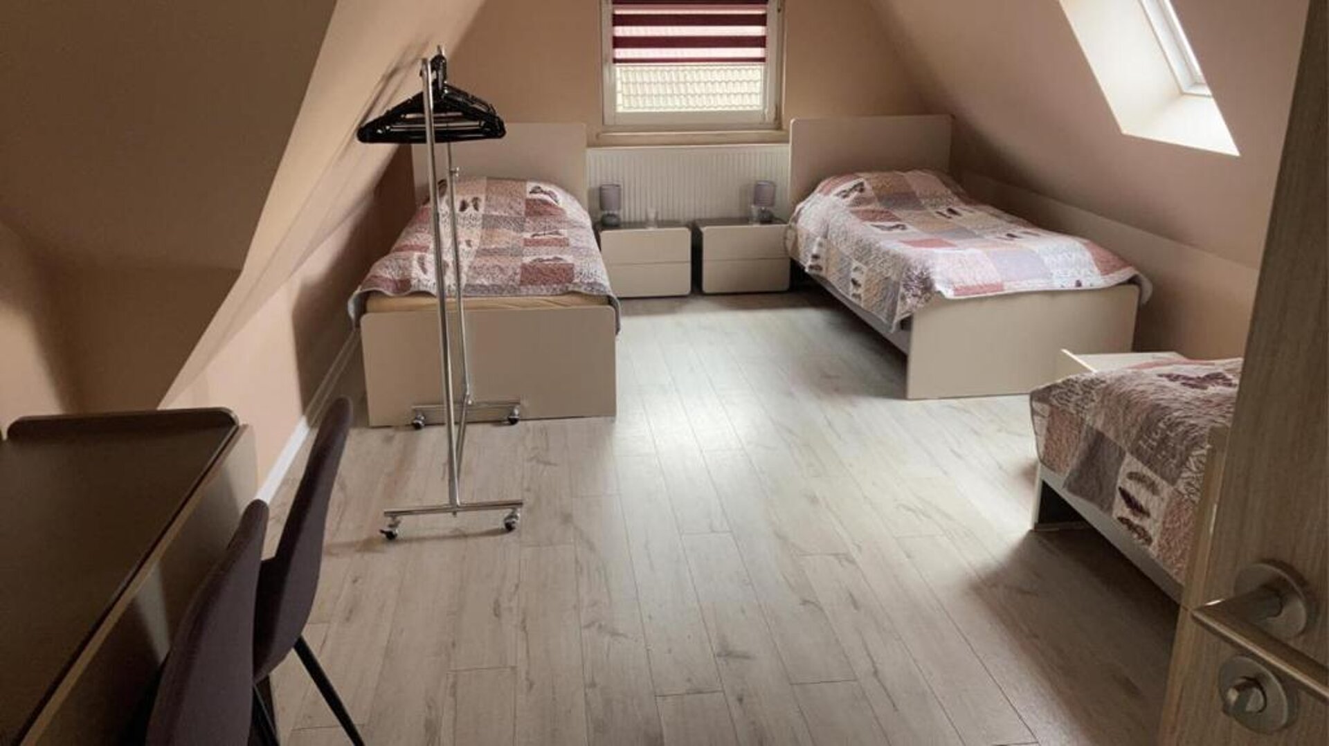 Klassisches Dreibettzimmer